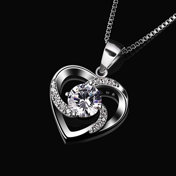 3/$35 💗 Swarovski Heart Sterling Silver 925 Pendant &Chain - Picture 4 of 7